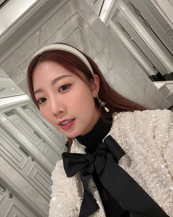 29歲前TVB小花峇里島三點式性感大解放 S字型身材澎湃上圍事業線深不見底