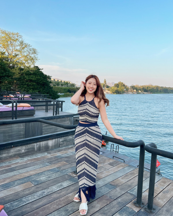 29歲前TVB小花峇里島三點式性感大解放 S字型身材澎湃上圍事業線深不見底