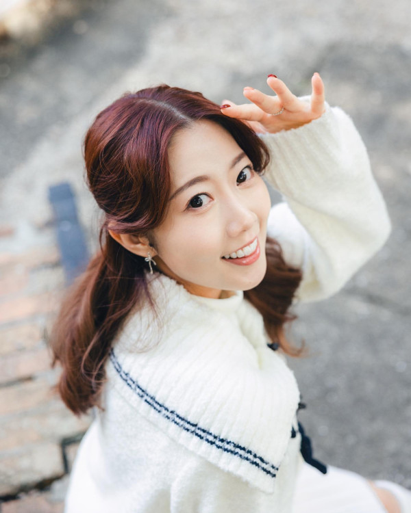 29歲前TVB小花峇里島三點式性感大解放 S字型身材澎湃上圍事業線深不見底