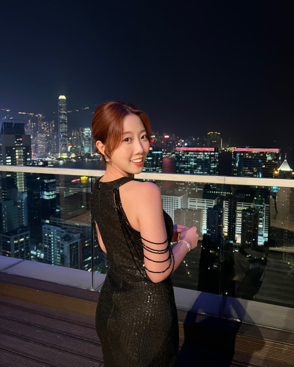 29歲前TVB小花峇里島三點式性感大解放 S字型身材澎湃上圍事業線深不見底