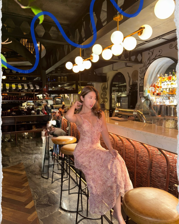 29歲前TVB小花峇里島三點式性感大解放 S字型身材澎湃上圍事業線深不見底