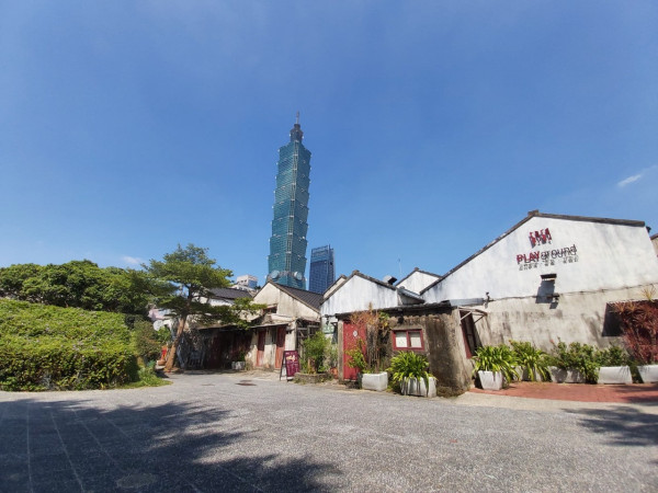 台灣桃園機場派600元消費劵!滿足1條件即可領取!餐飲、免稅店都適用