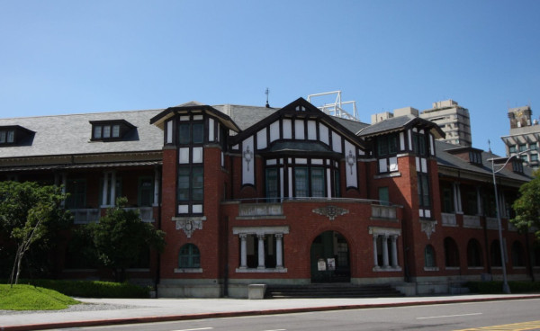 台灣桃園機場派600元消費劵!滿足1條件即可領取!餐飲、免稅店都適用