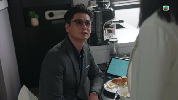 金式森林|何依婷入行8年首次拍超大尺度床戲 被羅子溢慾火焚身激吻豁出去