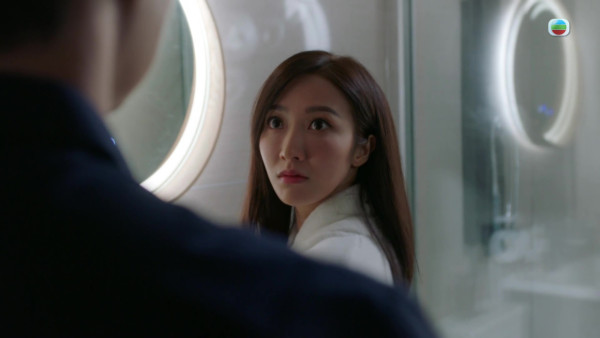 金式森林|何依婷入行8年首次拍超大尺度床戲 被羅子溢慾火焚身激吻豁出去