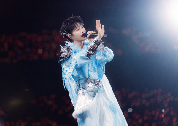 周深香港演唱會2025︱首位內地歌手攻上啟德主場館 跨年開騷票價$399起 優先訂票日期公開