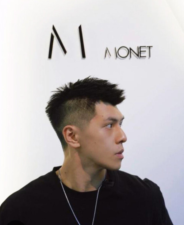 別讓高髮線出賣你的真實年齡！  4個髮型即時救場，1招啟動髮根再生力！