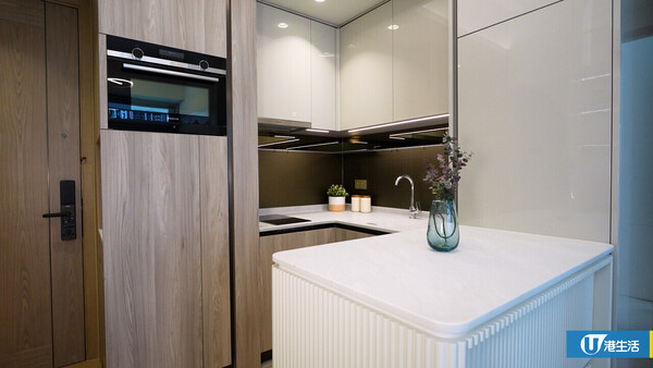 28萬全屋裝修 422呎法式奶油風康城2房單位 1設計防止新生嬰兒/毛孩撞親