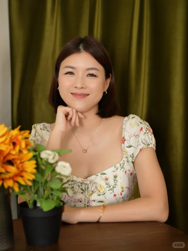 半息影人妻躋身闊太名媛圈氣質大勝！新髮型告別炒車瀏海靚絕港姐冠軍