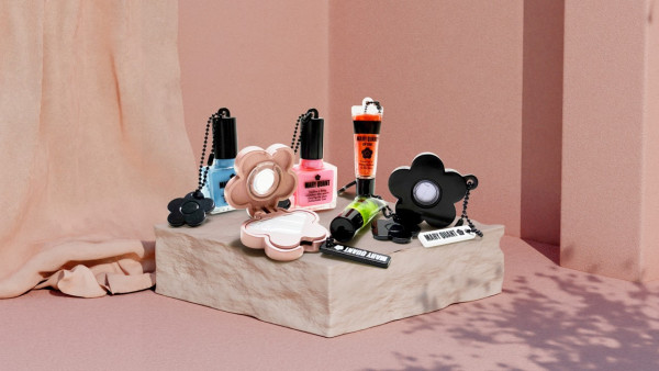 聖誕限定Bandai扭蛋嘉年華！全港最大型1,000部扭蛋機/5米高巨大化夾公仔機