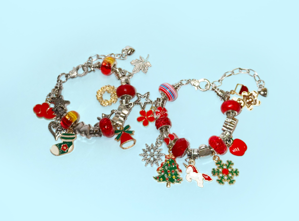 聖誕限定Bandai扭蛋嘉年華！全港最大型1,000部扭蛋機/5米高巨大化夾公仔機