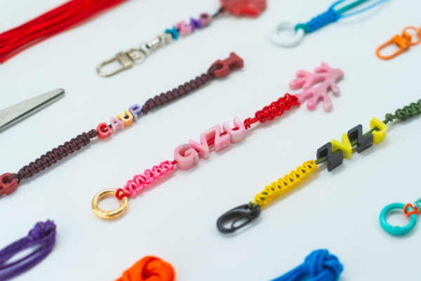 聖誕限定Bandai扭蛋嘉年華！全港最大型1,000部扭蛋機/5米高巨大化夾公仔機