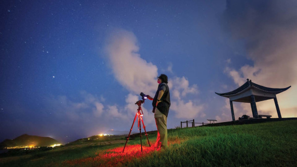 2025最後兩場！獅子座流星雨11.18現身、捕捉每小時10粒流星！附拍攝教學