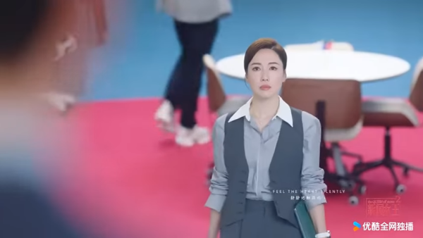 《新聞女王2》片尾曲由誰主唱？41歲神秘女聲係監製「愛將」御用劇集歌手