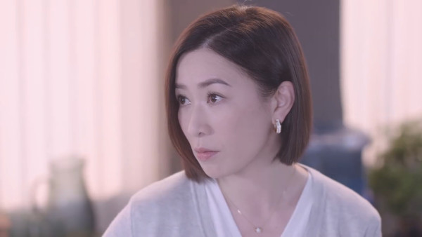 新聞女王2|李施嬅揪心忍淚微表情演技細緻 張家妍為現實低頭惹網民心痛