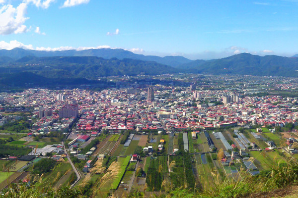 港人遊台玩飛行傘釀「空中車禍」驚險！港旅客在台灣遇意外求救程序與索償保險須知 