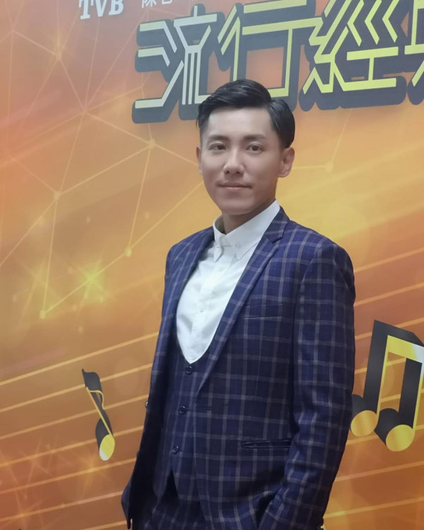 張頴康凌晨突然宣布離巢TVB「再見了」 親謝劉德華栽培！10年前奪男飛躍後勁不繼