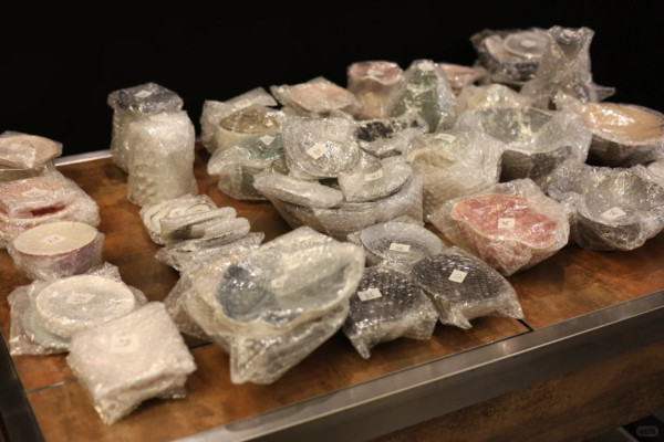 關詠荷罕有現身兌現20年前粉絲約定 淡出多年凍齡狀態驚艷全場