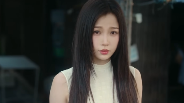 雙軌線上看（圖片來源：YouTube@iQIYIofficial）