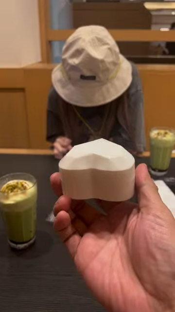 《新聞女王2》37歲男藝人宣佈求婚成功！沖繩夕陽浪漫下跪晒巨鑽：「She said I do」