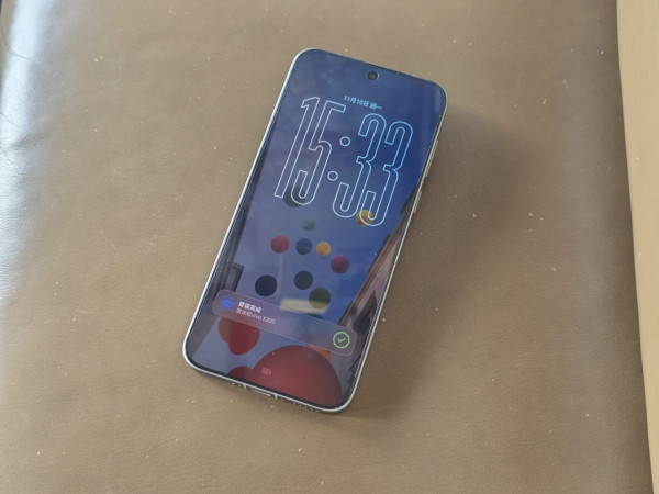 【開箱實測】vivo X300 Pro 挑戰單反？ 2 億像素長焦+CIPA 5.5 級防震可追加長焦鏡