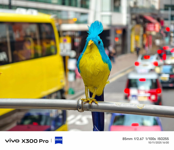 【開箱實測】vivo X300 Pro 挑戰單反？ 2 億像素長焦+CIPA 5.5 級防震可追加長焦鏡