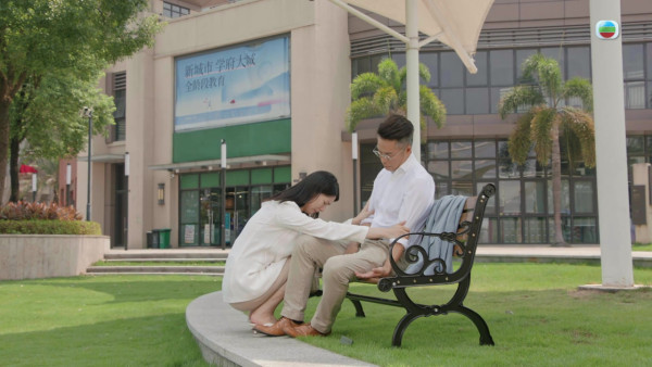 金式森林｜陳曉華忘年戀哭別郭晉安演技躍進 哭戲層次分明！直認最深刻一場戲