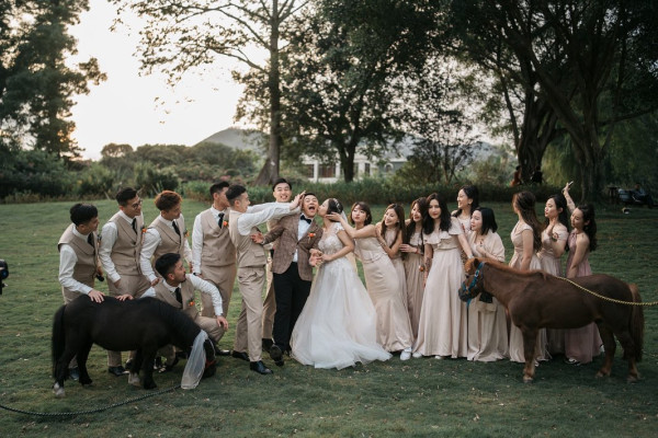 32歲TVB男藝人宣布太太第三度懷孕！全家福報喜三年抱三願望成真