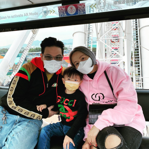 蘇永康被爆背妻密會年輕索女海旁談心 超親暱互動曝光惹出軌嫌疑形象崩壞