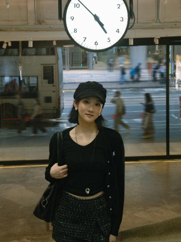 港姐季軍袁文靜無預警宣布轉換跑道 未卸任卻突然回歸教育界：「重返教書」