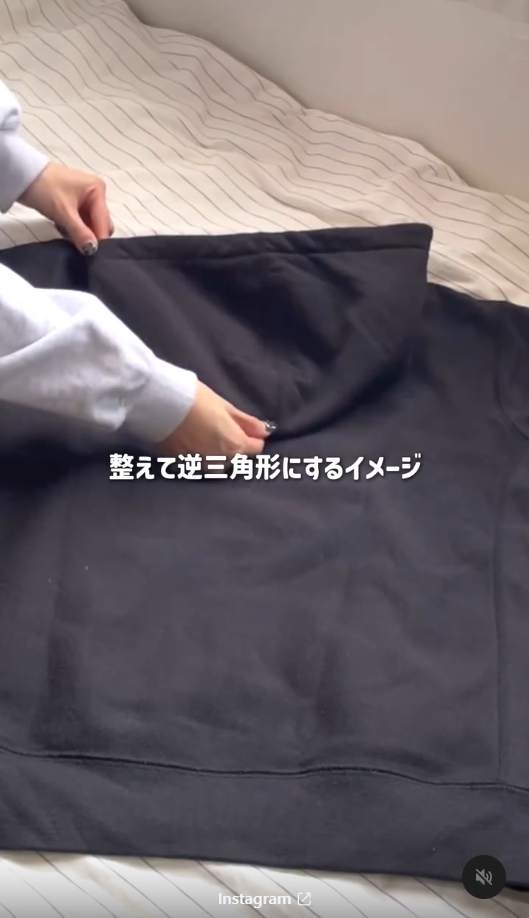 轉季必學|連帽衛衣「正確摺法」曝光!服裝店員教1招慳位:平時咁摺係錯嘅