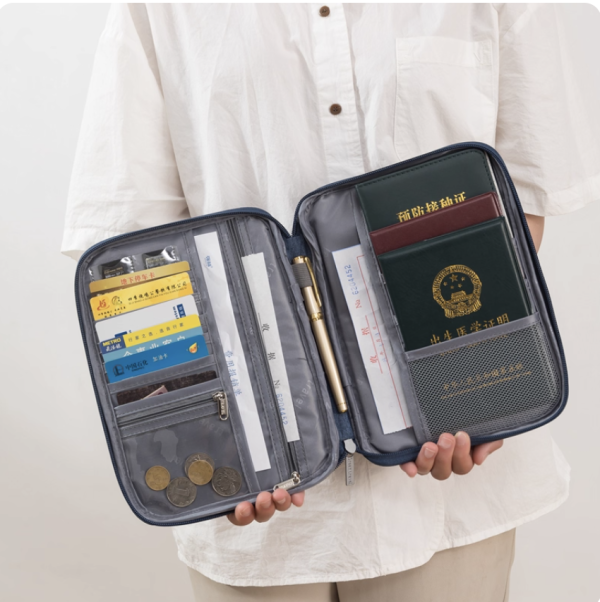 證件收納包。圖片來源:淘寶@众涛旗舰店 證件收納包。圖片來源:淘寶@众涛旗舰店