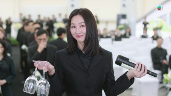 新聞女王2｜首播推翻上輯結局經典飲水場面 總監製親解「飲水泯恩仇」背後藏意念