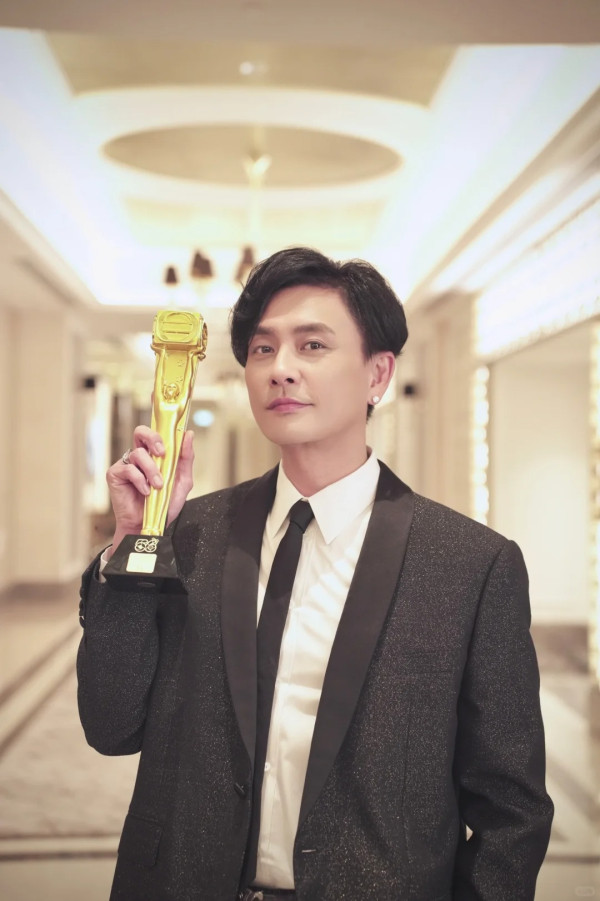 44歲黃宗澤街頭生圖曝光真實狀態 親解暴瘦真相坦認一原因致面頰凹陷