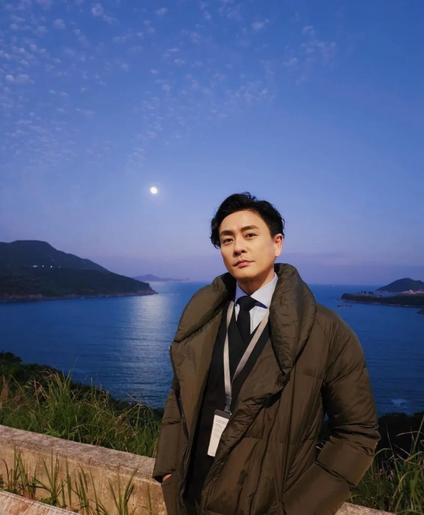 44歲黃宗澤街頭生圖曝光真實狀態 親解暴瘦真相坦認一原因致面頰凹陷