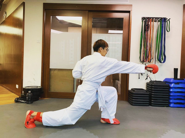 盤點12位運動員出身的藝人！呢位視帝係乒乓球港隊 有人榮升「億萬駙馬」