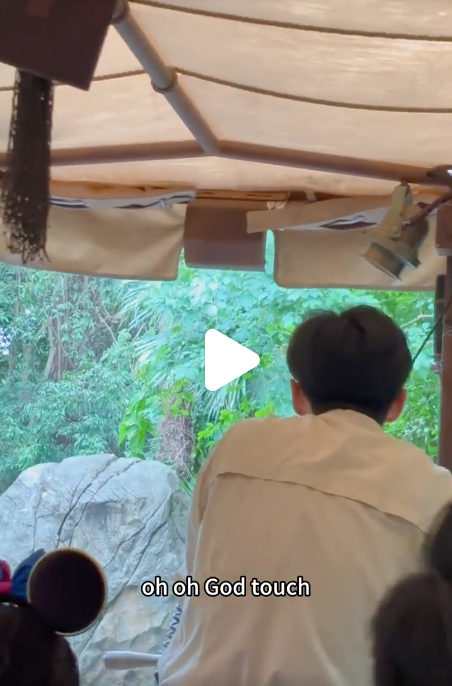 迪士尼驚現「190cm男神」船長！高顏值似韓星！網民急起底：原來拍過劇？