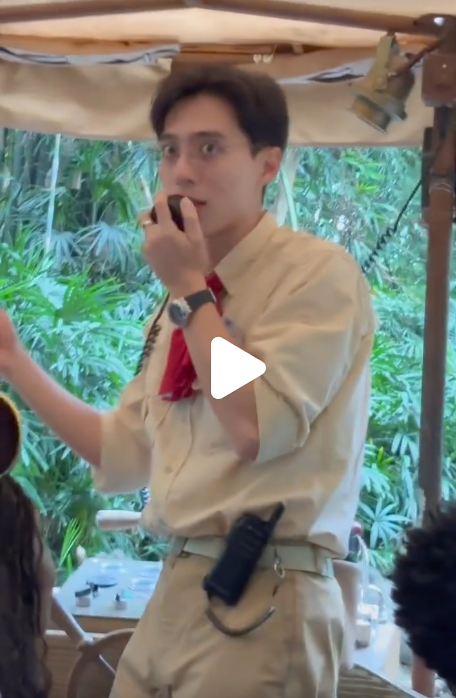 迪士尼驚現「190cm男神」船長！高顏值似韓星！網民急起底：原來拍過劇？