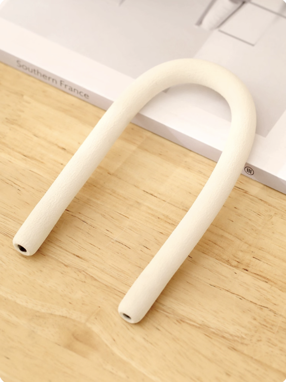 萬能掛鉤。圖片來源:淘寶@微纳日本进口家居 萬能掛鉤。圖片來源:淘寶@微纳日本进口家居