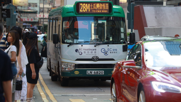 不扣安全帶最高可罰5000元及入獄3個月。圖片來源：HKET圖庫/示意圖