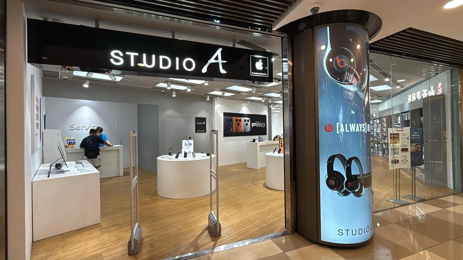 黑色星期五優惠｜AirPods 4大劈價$660跌穿「歷史新低」平過舊款？入手前必睇1大細節