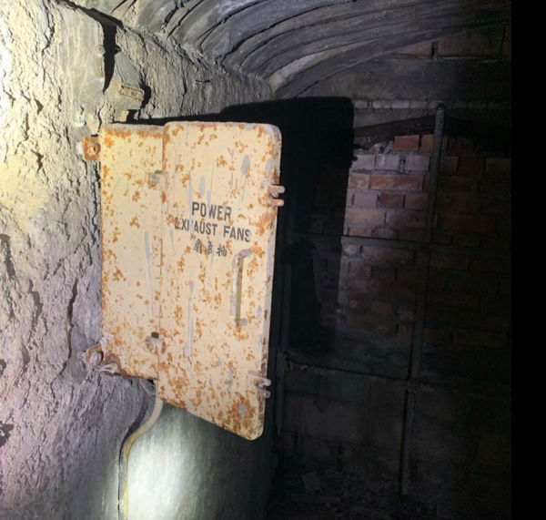 慎入！香港最核突公廁TOP3排名！筲箕灣「恐懼鬥室」奪冠 網民：睇完想嘔