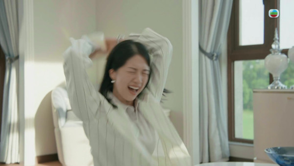 金式森林｜陳曉華8分鐘演技晒冷7大極端情緒 跳出清純框框「頂峰演繹」獲讚有袁詠儀影子