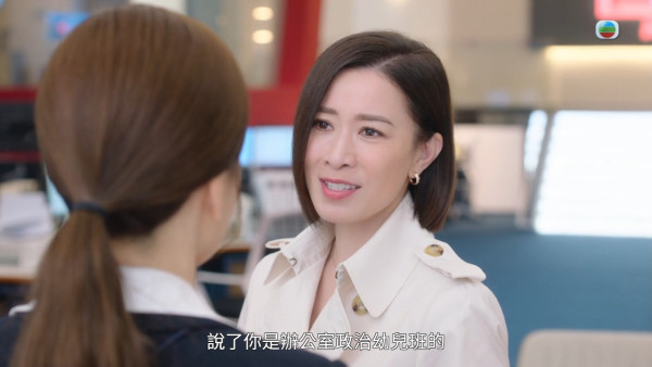 新聞女王2|佘詩曼黃宗澤第一場對手戲鬥智博奕 首度交鋒連串霸氣金句火花不斷