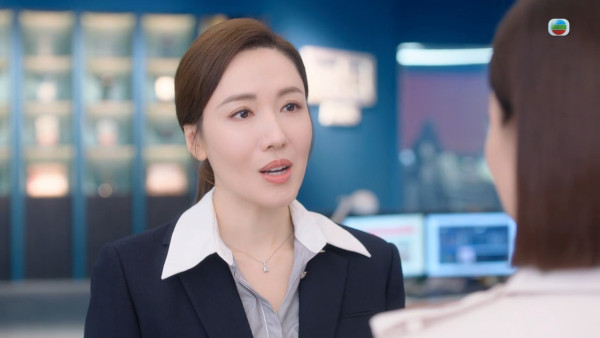 新聞女王2|佘詩曼黃宗澤第一場對手戲鬥智博奕 首度交鋒連串霸氣金句火花不斷