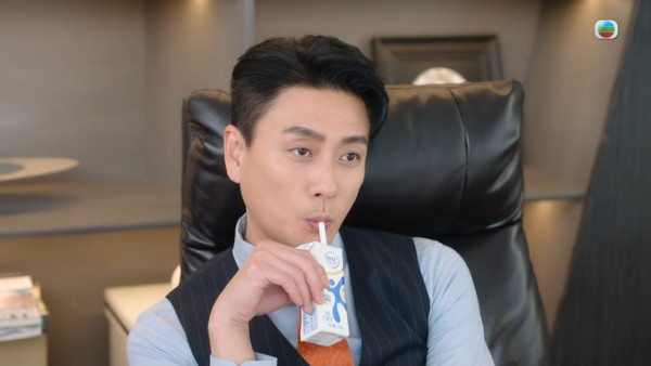 新聞女王2|佘詩曼黃宗澤第一場對手戲鬥智博奕 首度交鋒連串霸氣金句火花不斷