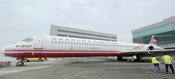 雙11最狂拍賣！ 「欠費225萬」客機僅「60萬」成交 買家簽保密協議不便說明原因