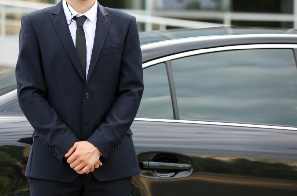 請工人面相︱蘇民峰教睇菲傭/司機/保鑣面相 呢種面相聽教聽話？鼻樑太高難相處？