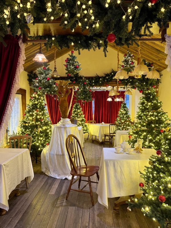 L'amant Manor 已聞花名·關於藍。圖片來源：小紅書@Blue Concept ·關於藍