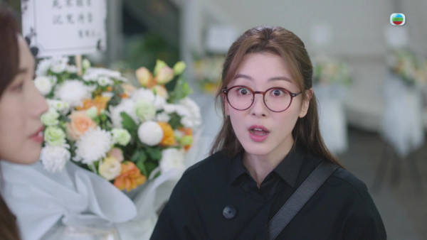 新聞女王2｜王敏奕盛世美顏獲激讚零死角 驚青扁嘴樣超可愛！網民：靚到Dum一聲